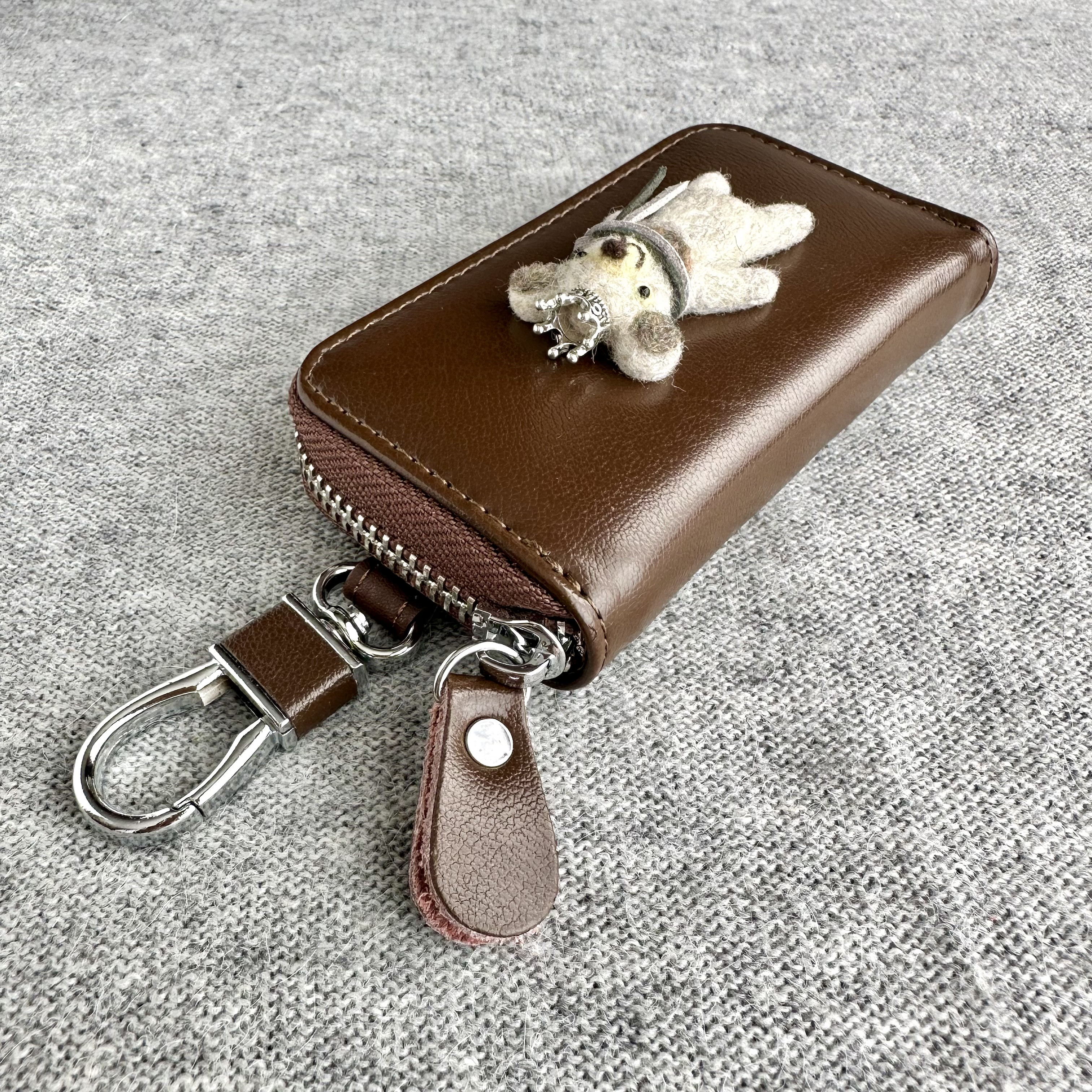 『KUMAWN/クマウン』カードポケット2個付き 便利なキーケース・牛革・多機能・スマートキー《チョコレート》