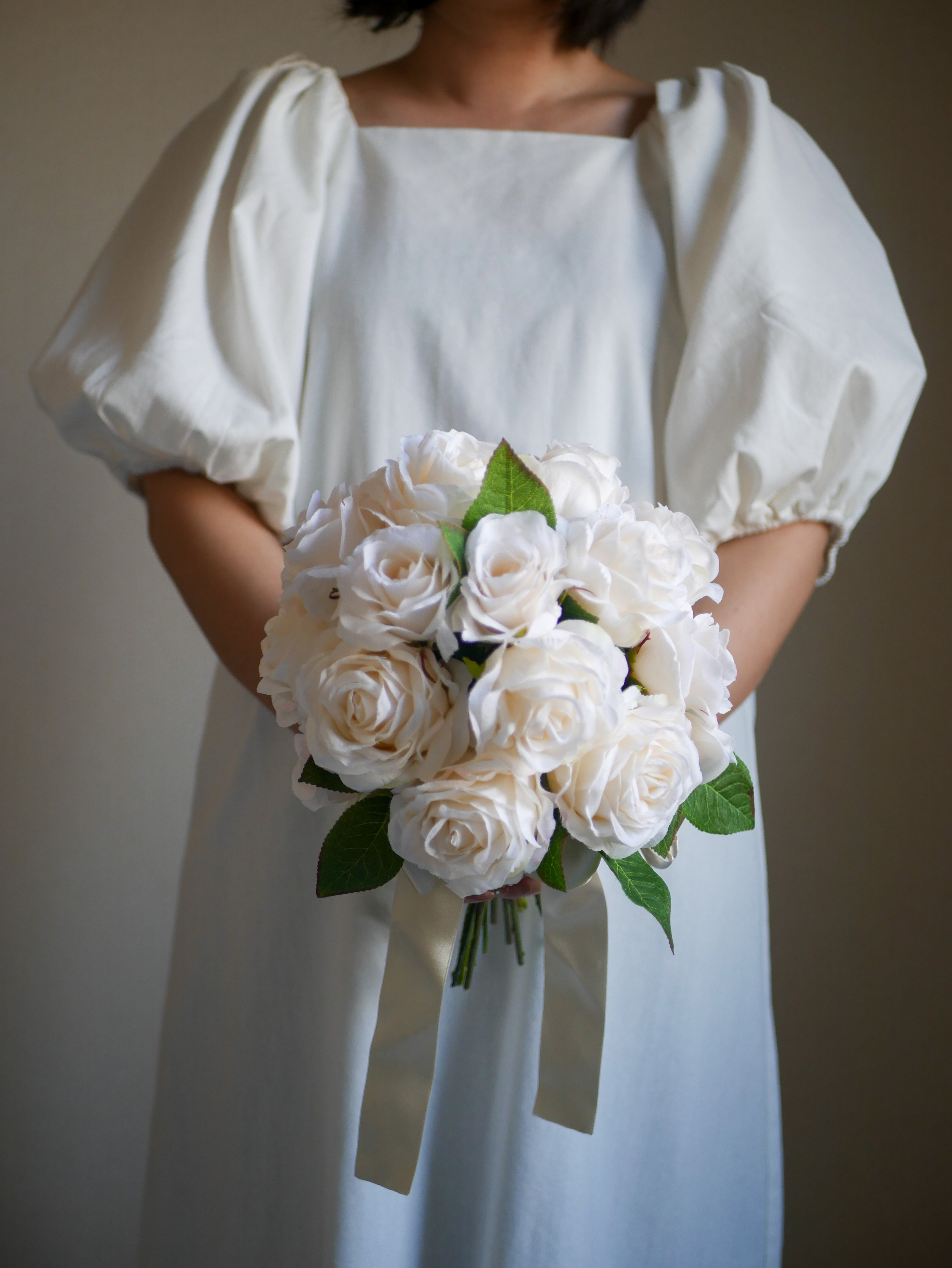 ウェディングブーケ　シングルブーケ　ローズブーケ　前撮りブーケ　アーティフィシャルフラワーブーケ　秋ブーケ