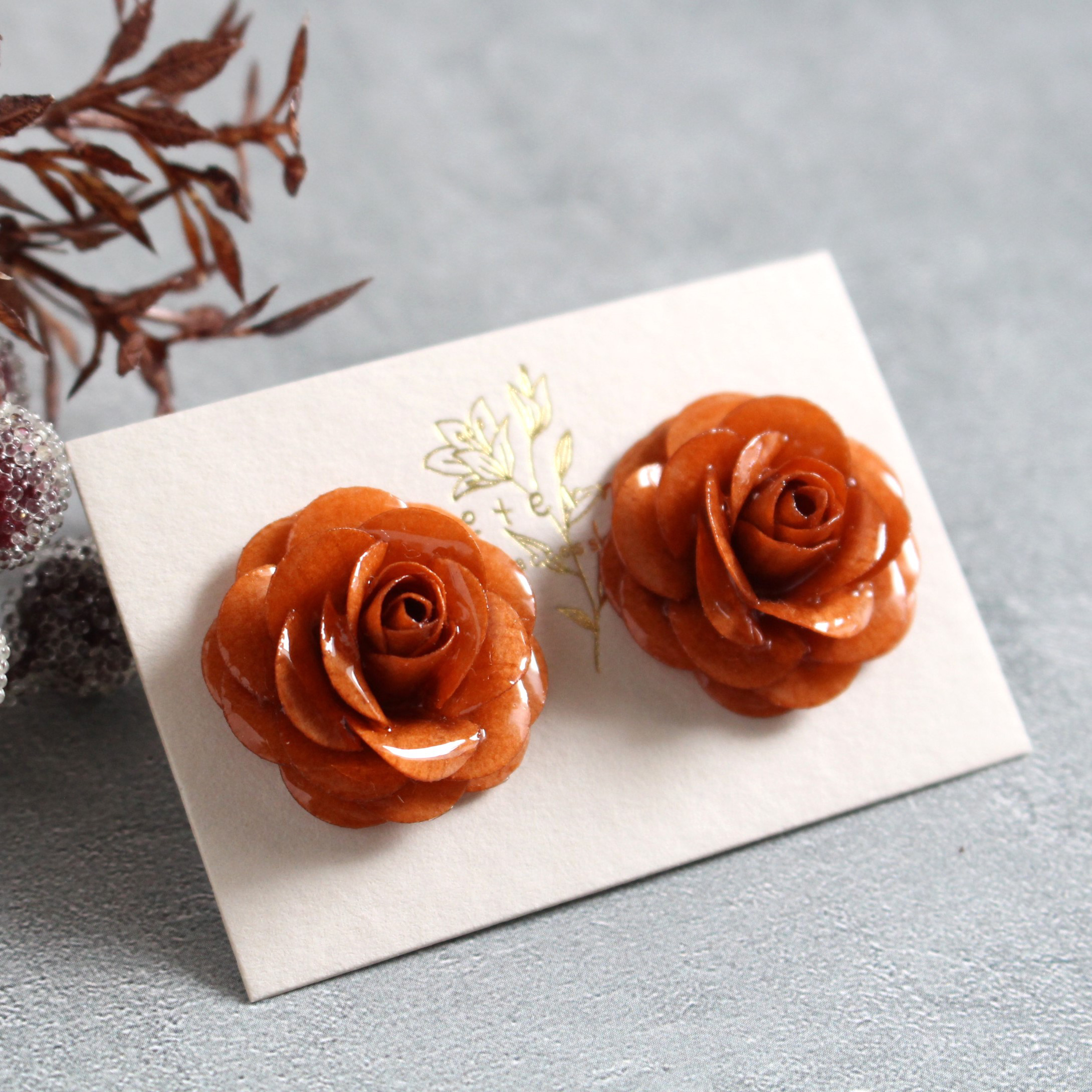 バラ　薔薇　赤　黄色　ピアス　イヤリング　チロリアンテープ　リボン　アジアン バラ 薔薇 赤 黄色 ピアス イヤリング チロリアンテープ リボン