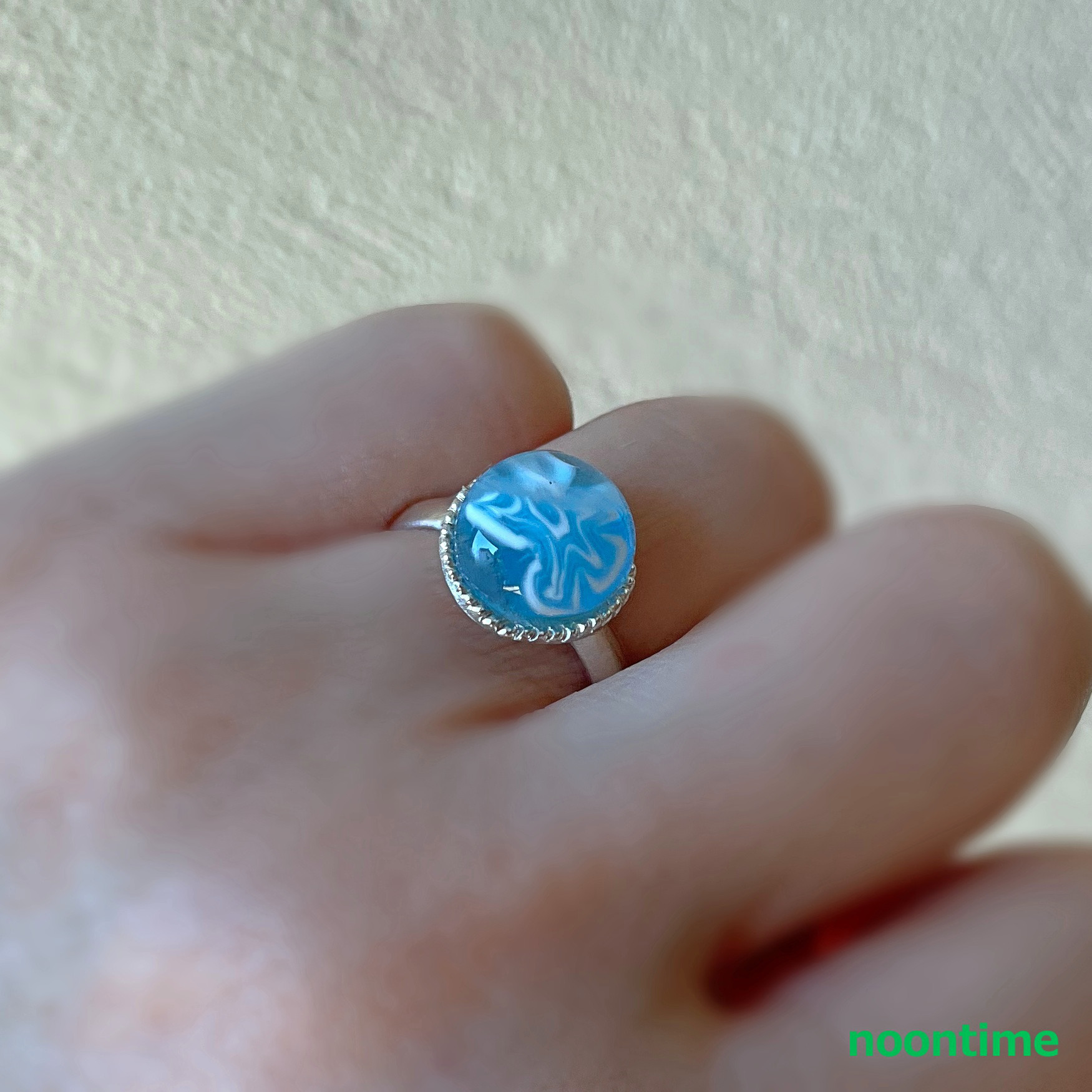 マーブル模様のヴェネチアンガラスのリング