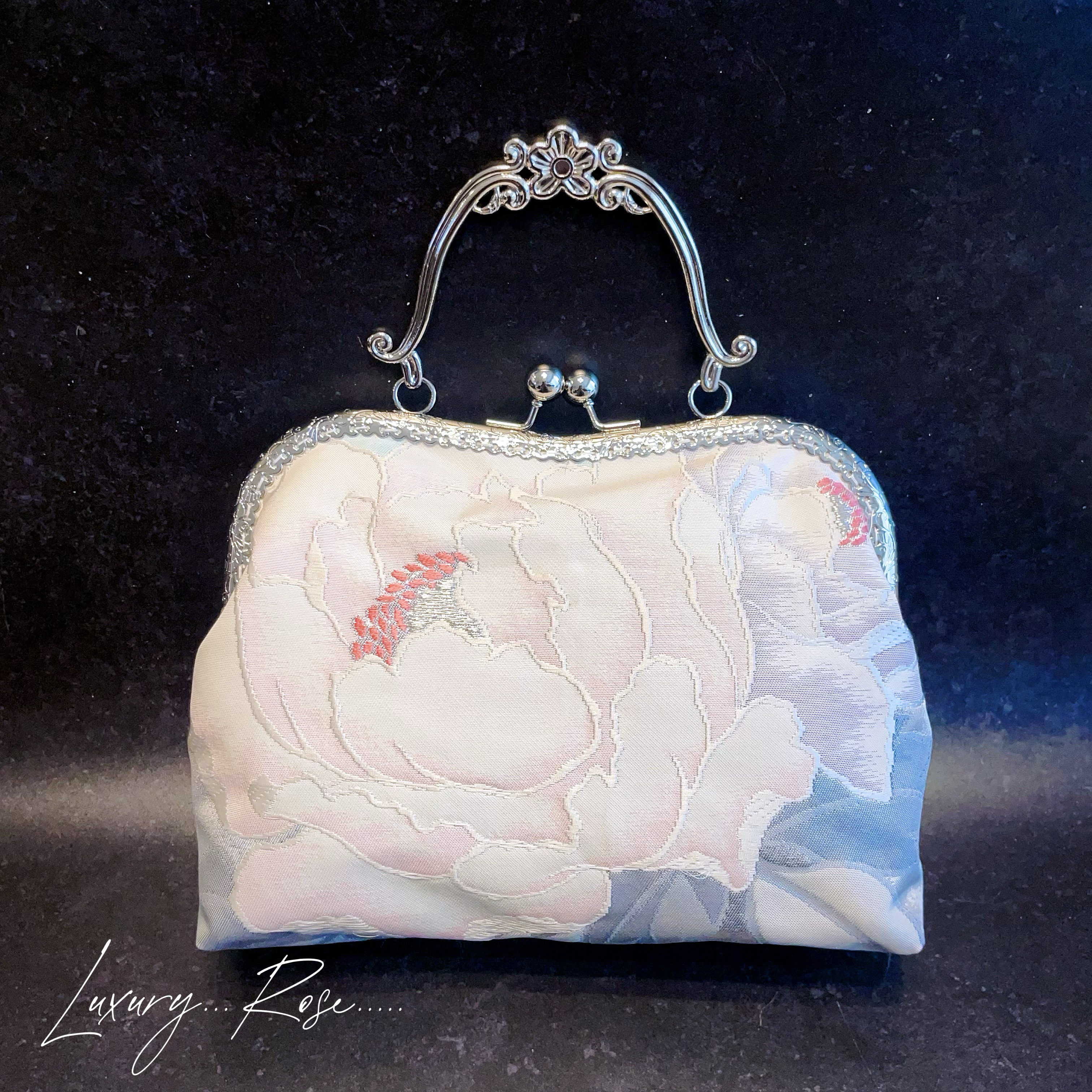 1点物！気品漂う濃密刺繍大輪モダン袋帯に眩い輝きの高級西陣