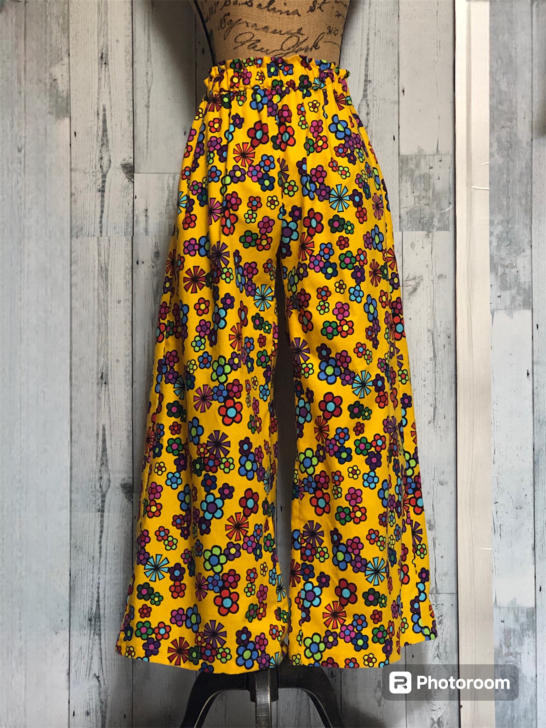 ワイドパンツ　花柄イエロー（USA） 5,005円