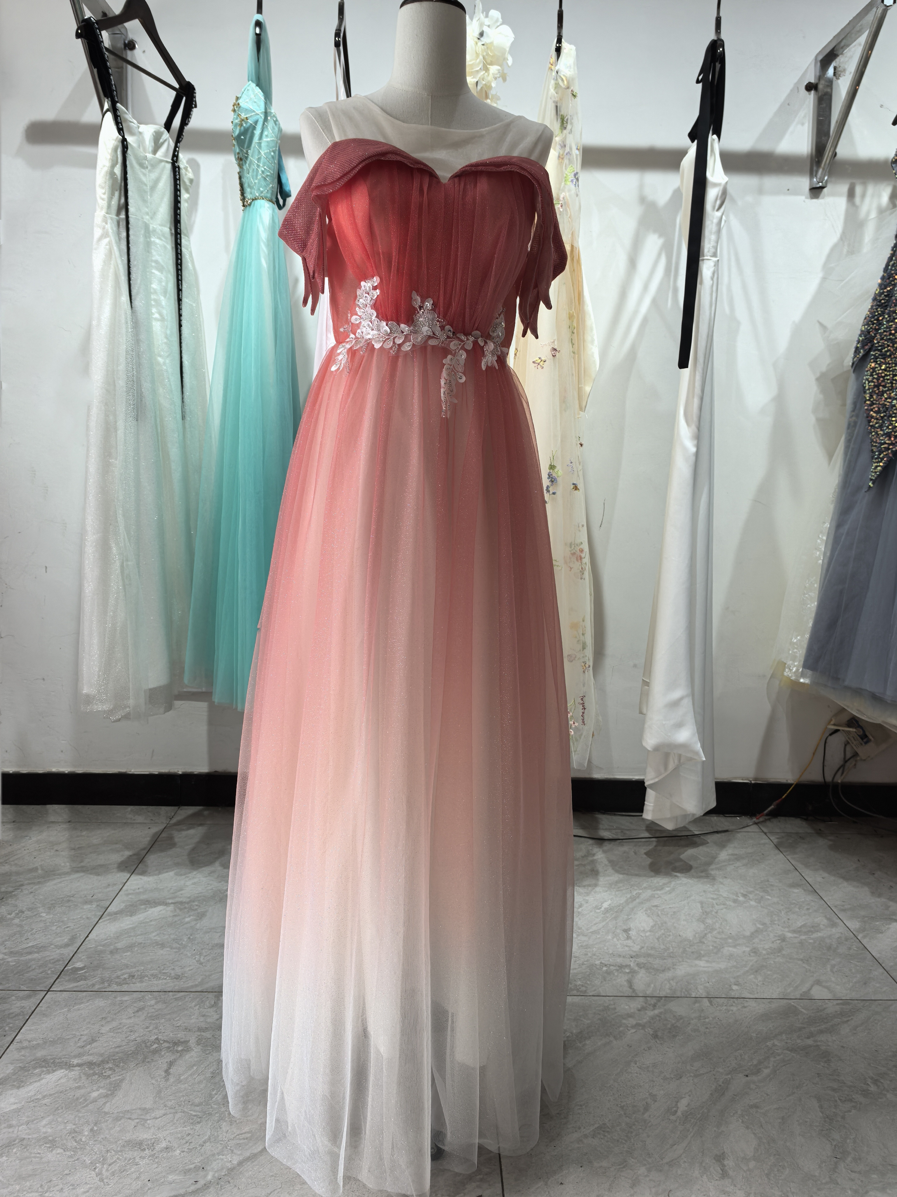 華やか オーダーメイド可能 オレンジ のグラデーション カラードレス 花嫁 結婚式 合コン音楽会D07