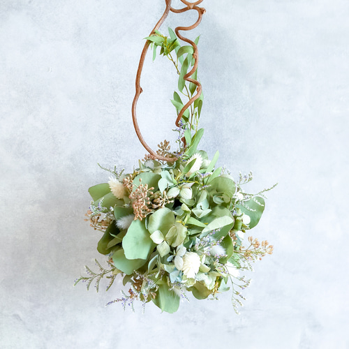 ユーカリと紫陽花のフライングリース