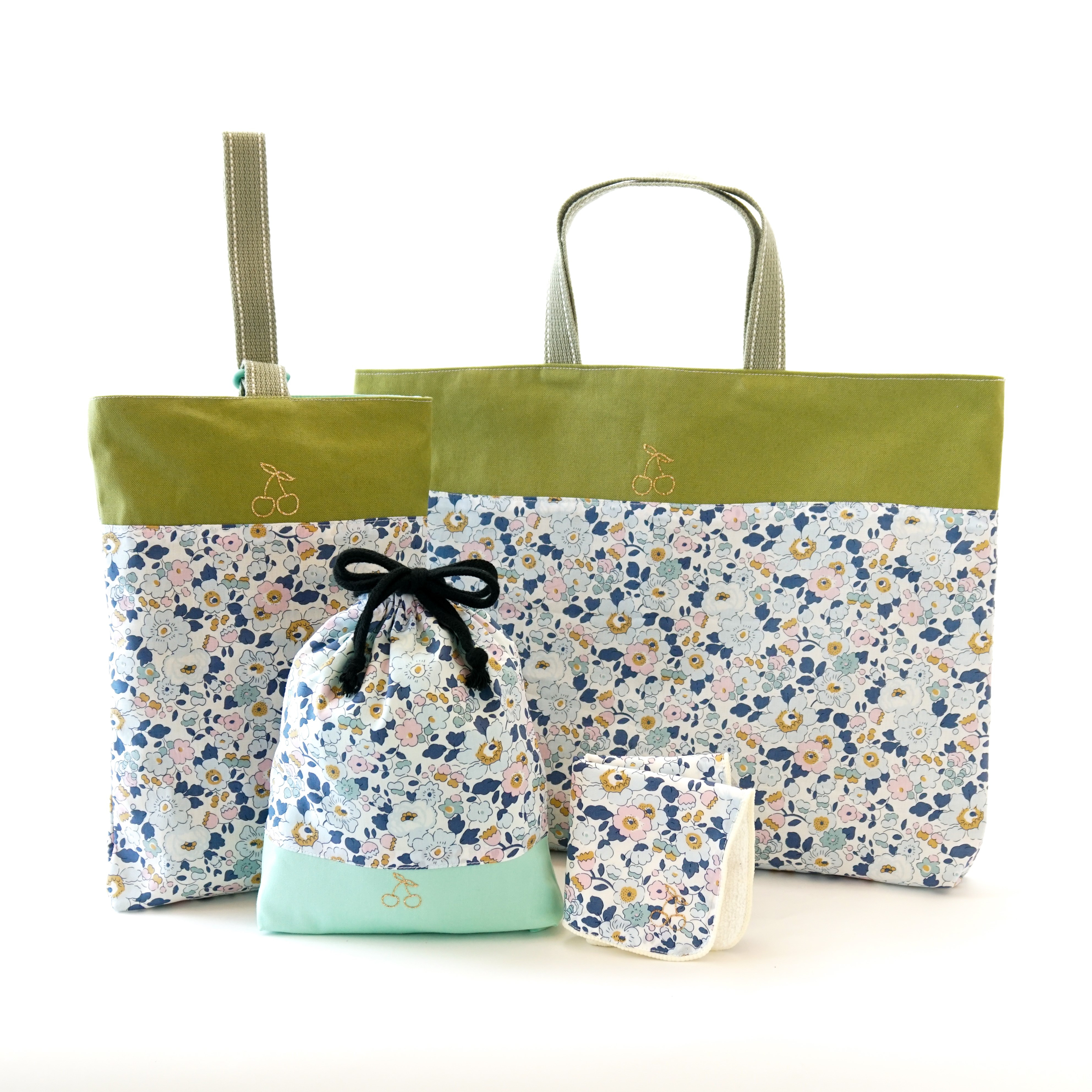 《ハンドメイド》【受注製作OK】リバティ　丈夫な11号帆布の入園入学４点セット　ベッツィ　グリーン　14日以内に発送