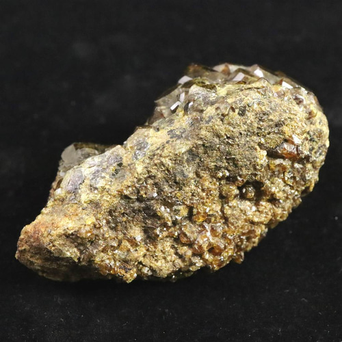 ロシア産 アンドラダイトガーネット ブラウン 52mm原石 52.6g #87688