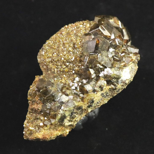 ロシア産 アンドラダイトガーネット ブラウン 52mm原石 52.6g #87688