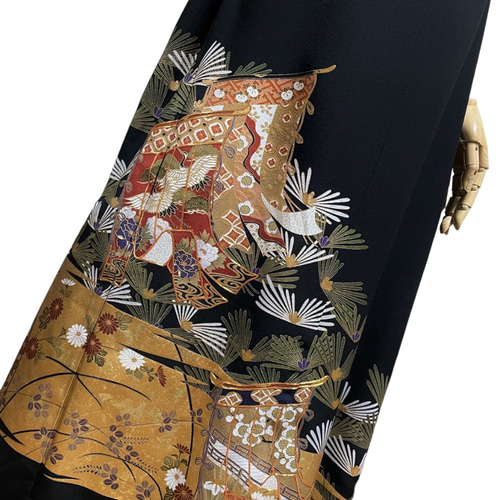 送料無料 着物 リメイク 留袖 金駒 金彩 衣桁 反物 花々 正絹