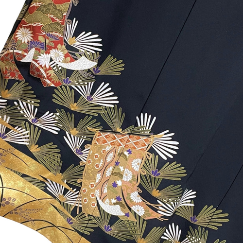 送料無料 着物 リメイク 留袖 金駒 金彩 衣桁 反物 花々 正絹