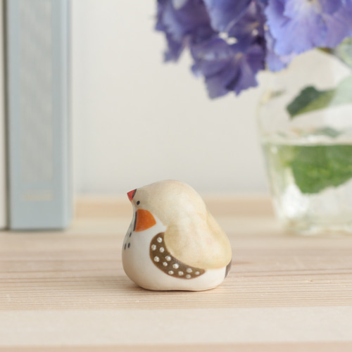 陶土のキンカチョウ（全3色） 置物 その他インテリア雑貨 陶ノ鳥ひよこ