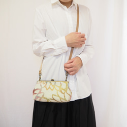 スマホも収納　がまぐちお財布ポーチ≪カラフルシェイプフラワー≫ 9枚目の画像