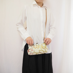 スマホも収納　がまぐちお財布ポーチ≪カラフルシェイプフラワー≫ 10枚目の画像