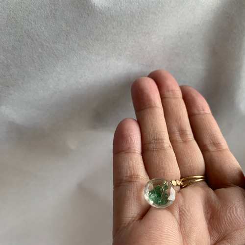 エメラルド入りクリスタルルースセット 天然石 poisson est poisson 