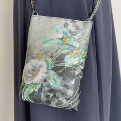 絹の帯から2wayクラッチバッグ 沢山の牡丹花文柄 帯リメイク343