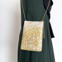 ◇ラスト再販◇絹の帯からスマホショルダー 桜文様 帯リメイク224