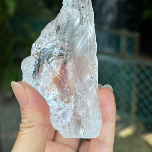 虹入り！ヒマラヤ水晶原石☆インド産☆瀧川神社にて浄化☆98mm！199g