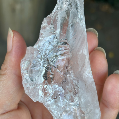 虹入り！ヒマラヤ水晶原石☆インド産☆瀧川神社にて浄化☆98mm！199g