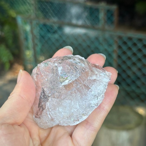 水入り水晶虹有りアイリスヒマラヤ水晶浄化邪気払い癒し幸運天然石