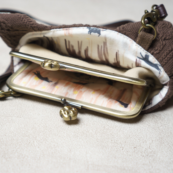 ミルクチョコ・猫耳スマホショルダー 4枚目の画像