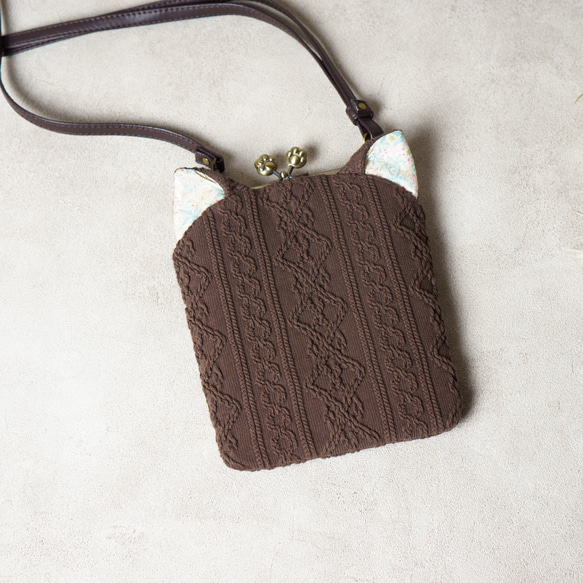 ミルクチョコ・猫耳スマホショルダー 10枚目の画像