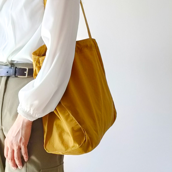 撥水ナイロンよくばり3way巾着トート・マスタードイエロー 撥水ナイロン　サブバッグ　巾着バッグ 3枚目の画像