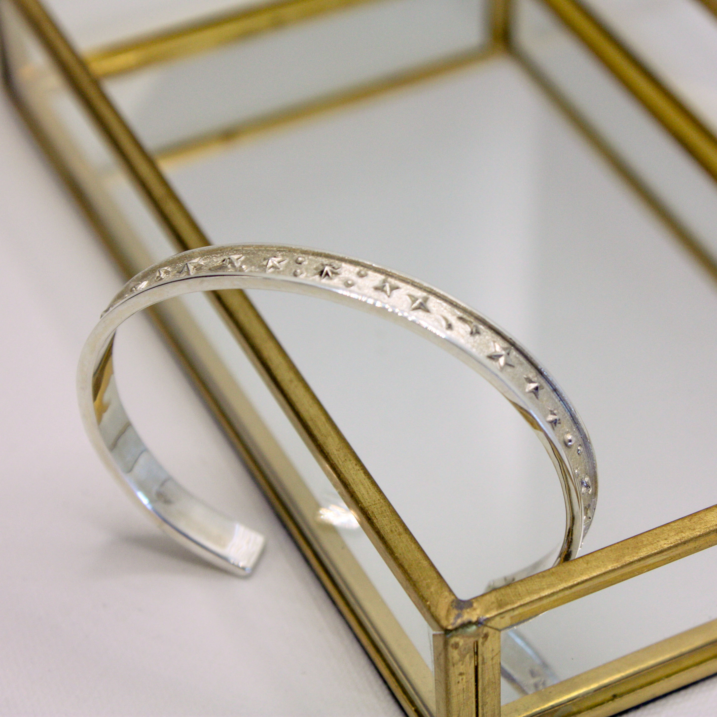 バングル　ブレスレット　シルバーバングル　星　星柄　星雲　星座　モチーフ　Silver925　惑星　スター　宇宙