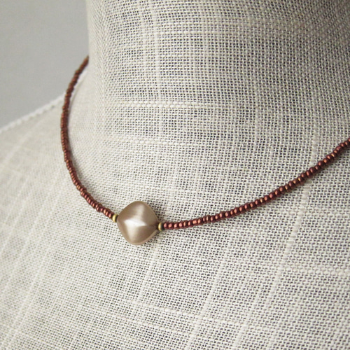 ブラウン ガラス ビーズ ネックレス 茶色 ブラウン 栗色 ベージュ