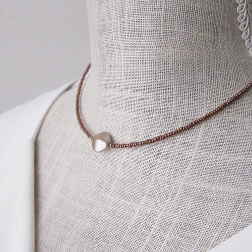 ブラウン ガラス ビーズ ネックレス 茶色 ブラウン 栗色 ベージュ