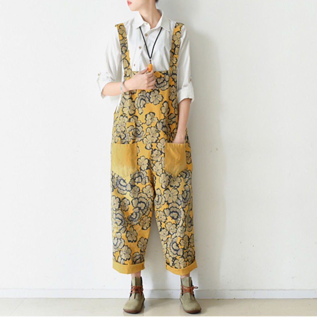 ダメージポケットが辛口なアクセント☆花柄コットンオーバーオール