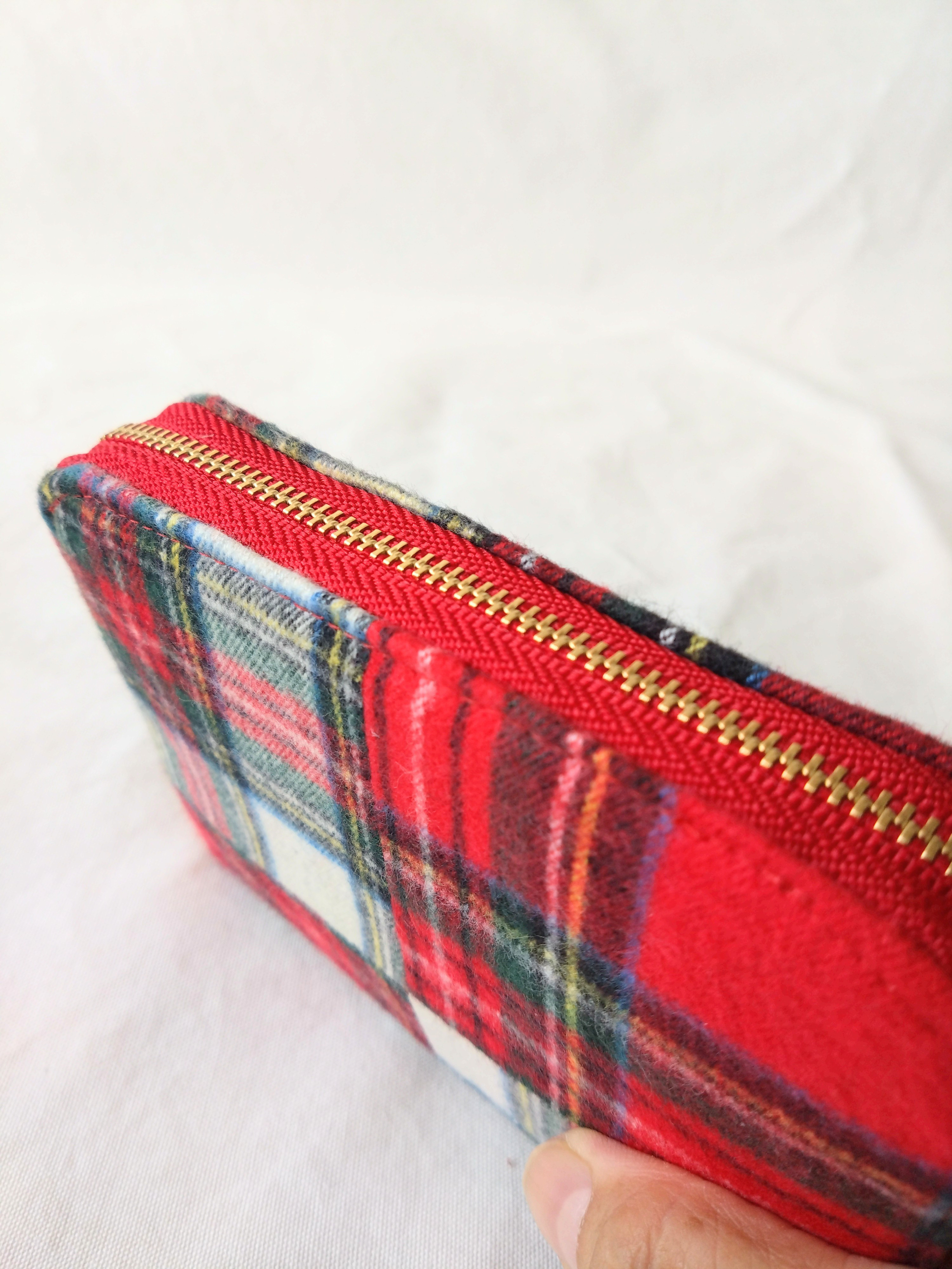 タータンパッチのハーフウォレット*Red＆White