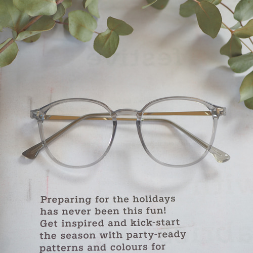 カジュアルラウンド型フレーム｜クリアグレー×シルバー メガネ 杏や