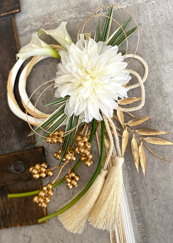 和モダン　お正月飾り　水引飾り　純白のダリア♪ 3枚目の画像