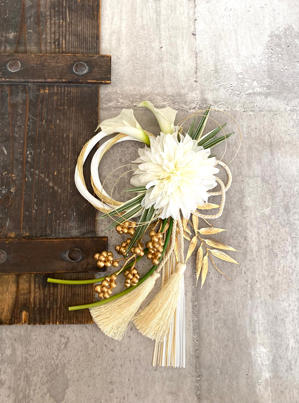 和モダン　お正月飾り　水引飾り　純白のダリア♪ 1枚目の画像