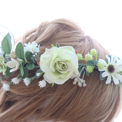 花冠＊白いお花とグリーンの花かんむり 薔薇•デージー ヘッドドレス