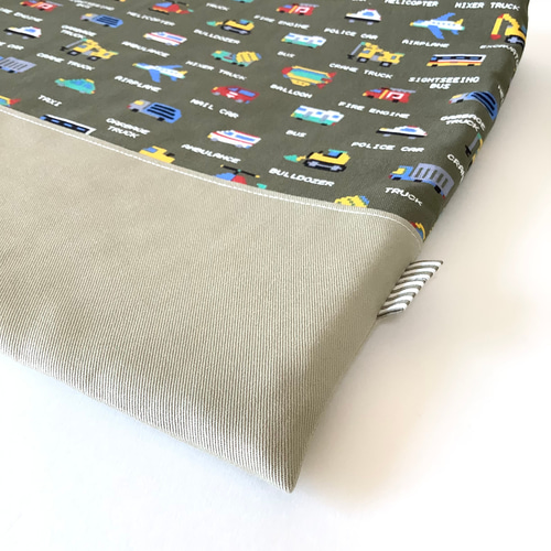 ♪NEW♪ ♡はたらくくるま☆レッスンバッグ♡カーキ♪ ドット絵