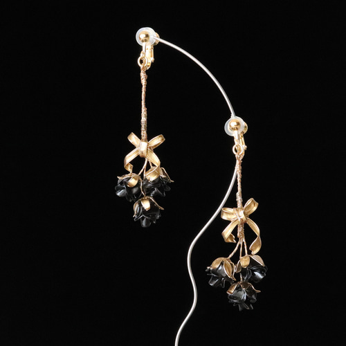 再販【黒ばら】〜 Roses Bouquet 〜【ディップアート】 イヤリング