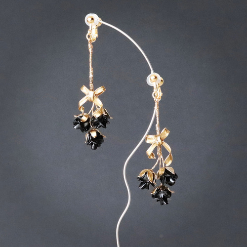 再販【黒ばら】〜 Roses Bouquet 〜【ディップアート】 イヤリング