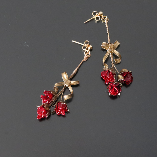 再販【黒ばら】〜 Roses Bouquet 〜【ディップアート】 イヤリング