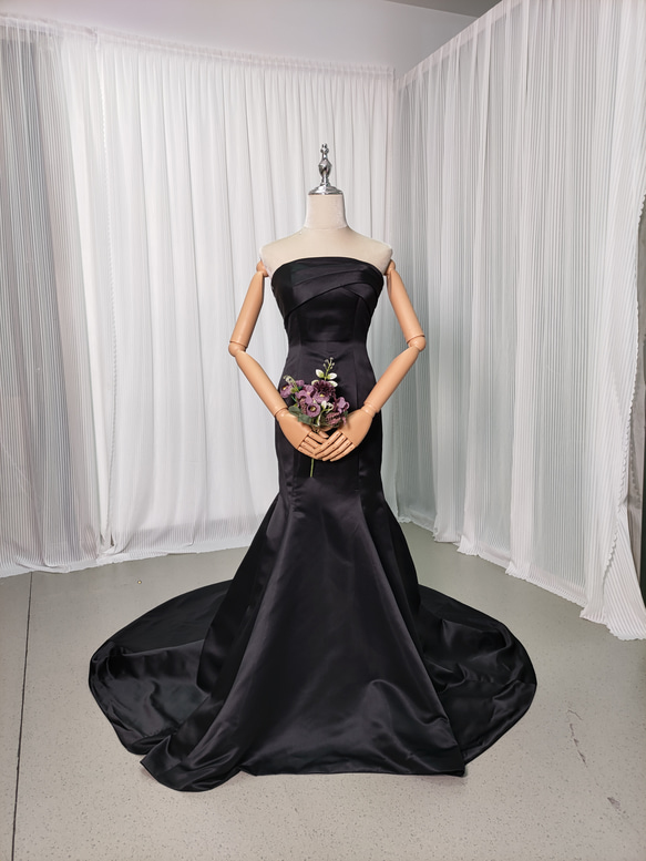 送料無料！カラードレス ブラック ベアトップ 編み上げ ファスナー