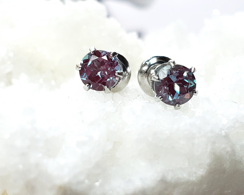 アレキサンドライト 合成石 4mm サージカルステンレス製 スタッド