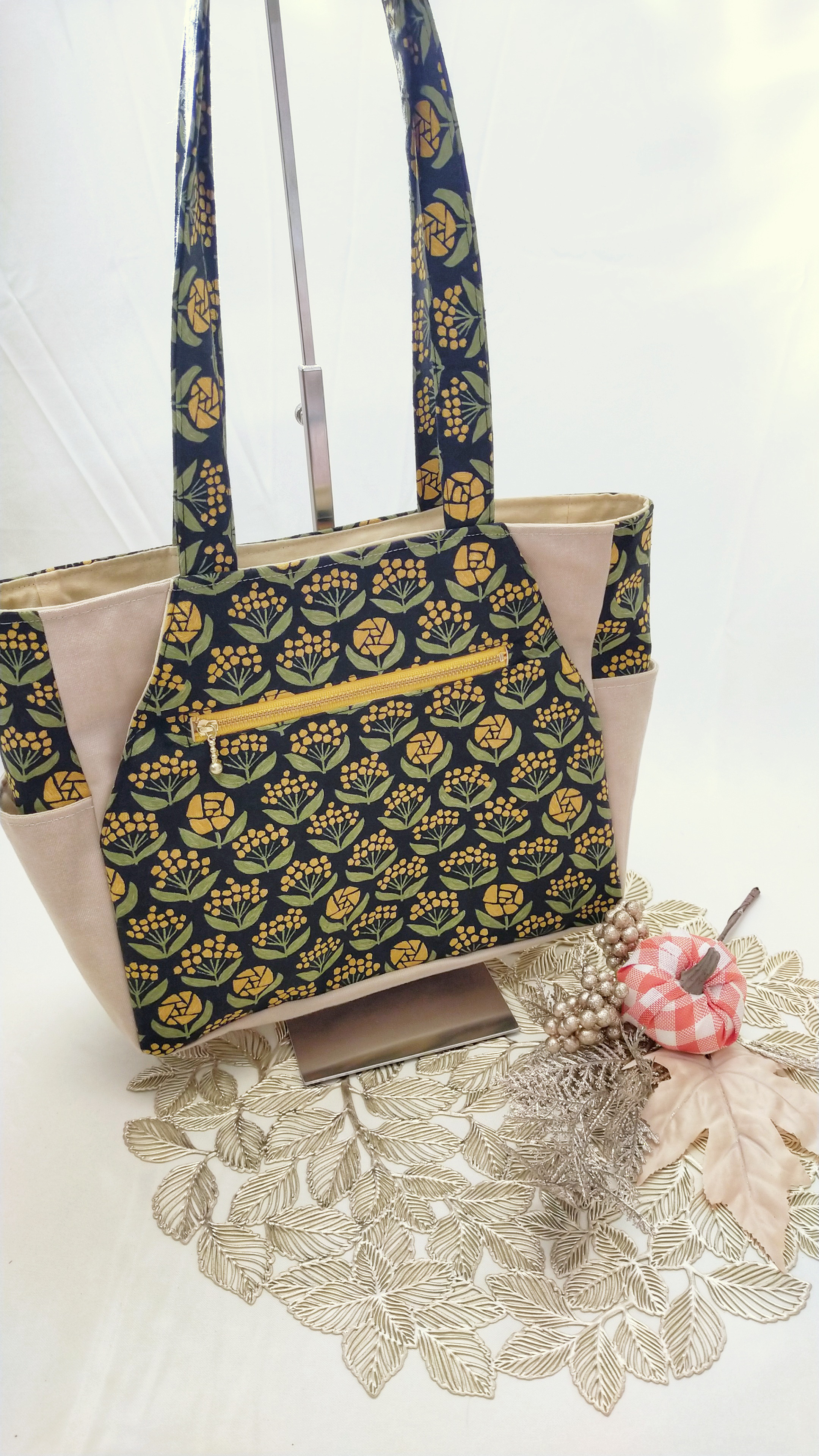 トートバッグ ハンドメイド グリーン 華やかミモザ刺繍
