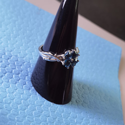 「ミッドナイトブルーよつ葉」トパーズ　普段使いリング　つけっぱなしOK♪ 3枚目の画像