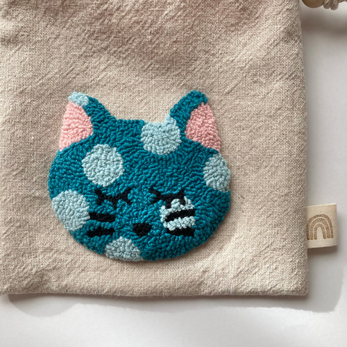 カラフルねこ 巾着袋 ポーチ メイクポーチ サニタリーポーチ