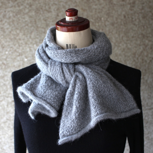 ベビーアルパカのマフラー ＊レースのような細かい模様＊ マフラー