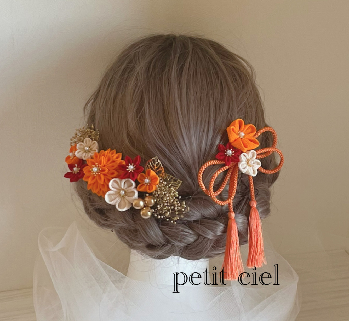 オレンジの組紐リボン＊つまみ細工の髪飾り＊ゴールド＊リーフ＊成人式＊卒業式＊七五三＊結婚式＊振袖＊袴