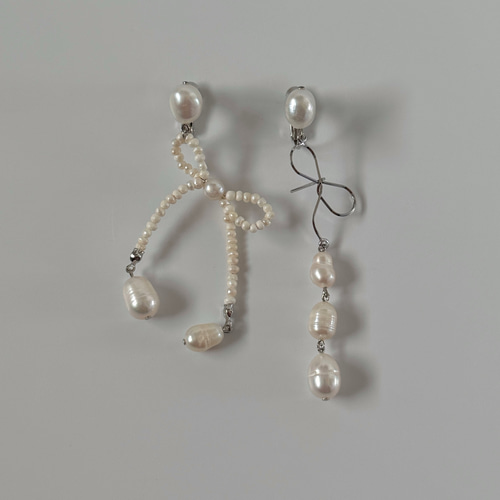 silver］リボンモチーフピアス / イヤリング ＊ 淡水パール パール  