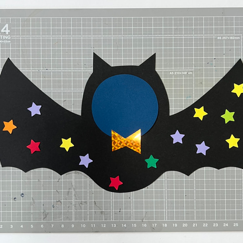 ハロウィン コウモリ　壁面　装飾 壁面装飾 壁面 飾り 製作 コウモリ ハロウィン 秋装飾 型紙 保育製作