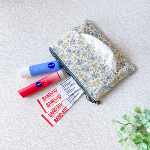 ポケットティッシュポーチ（小花柄ブルー） ポーチ daiko 通販