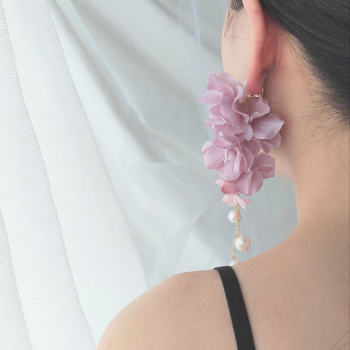 くすみピンク 大ぶり紫陽花パールフラワー イヤリング ピアス