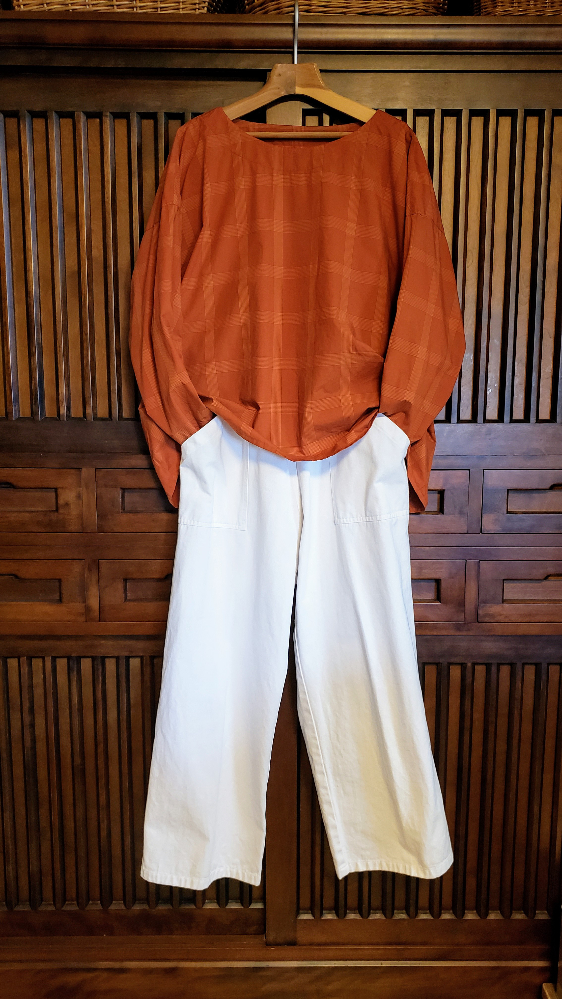 コットン100% ダークオレンジチェック ラウンドネックプルオーバー　S～6L